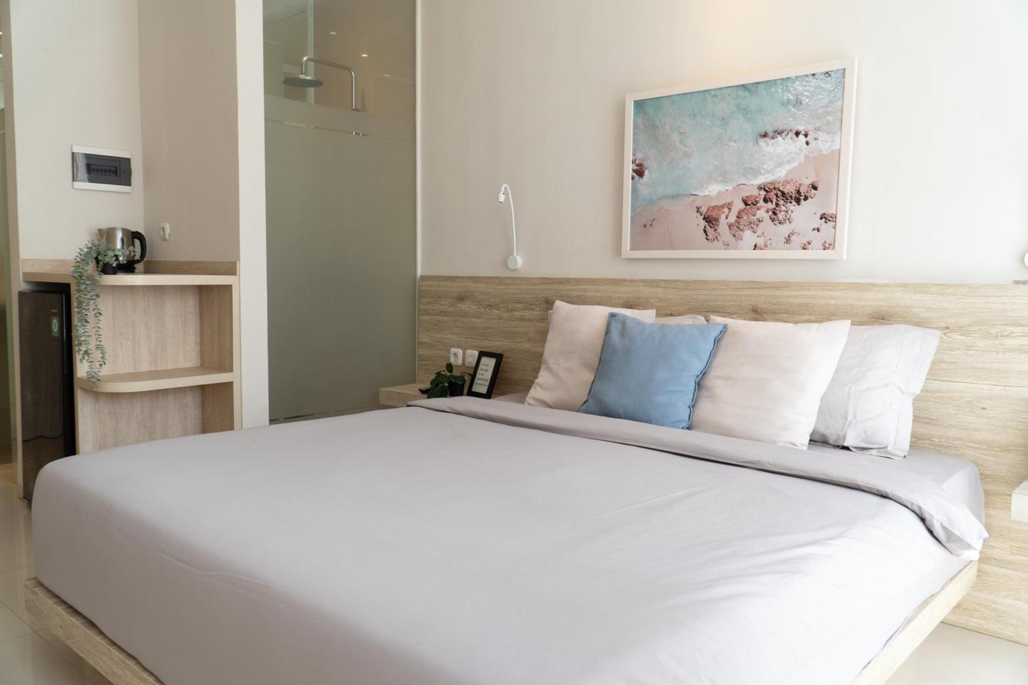 Bali Bustle Pararaton Coliving And Coworking Space Legian  Ngoại thất bức ảnh