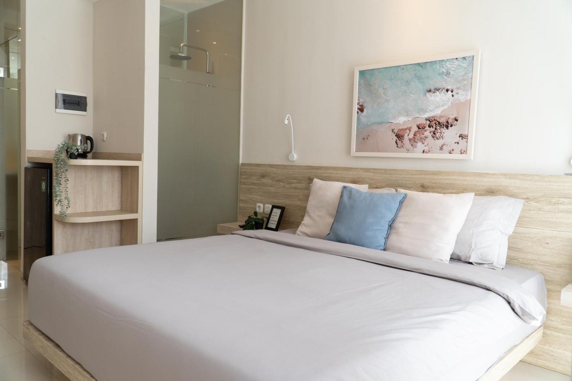 Bali Bustle Pararaton Coliving And Coworking Space Legian  Ngoại thất bức ảnh